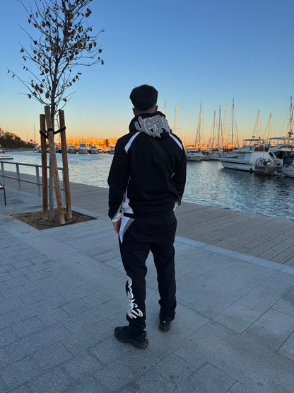 𝗪𝗜𝗡𝗧𝗘𝗥 𝗗𝗥𝗢𝗣 𝟬𝟬𝟭 𝗪𝗛𝗜𝗧𝗘