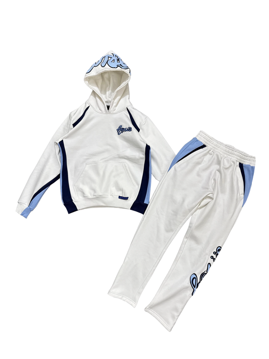 𝗪𝗜𝗡𝗧𝗘𝗥 𝗗𝗥𝗢𝗣 𝟬𝟬𝟭 𝗪𝗛𝗜𝗧𝗘